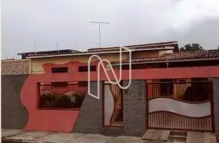  Casa ampla a venda Conjunto ACM