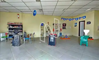    Galpão/ área interna.