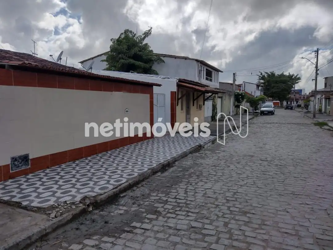  Casa no bairro Tomba pra venda