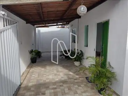  Casa no bairro Tomba pra venda 