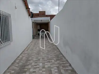   Casa no bairro Tomba pra venda