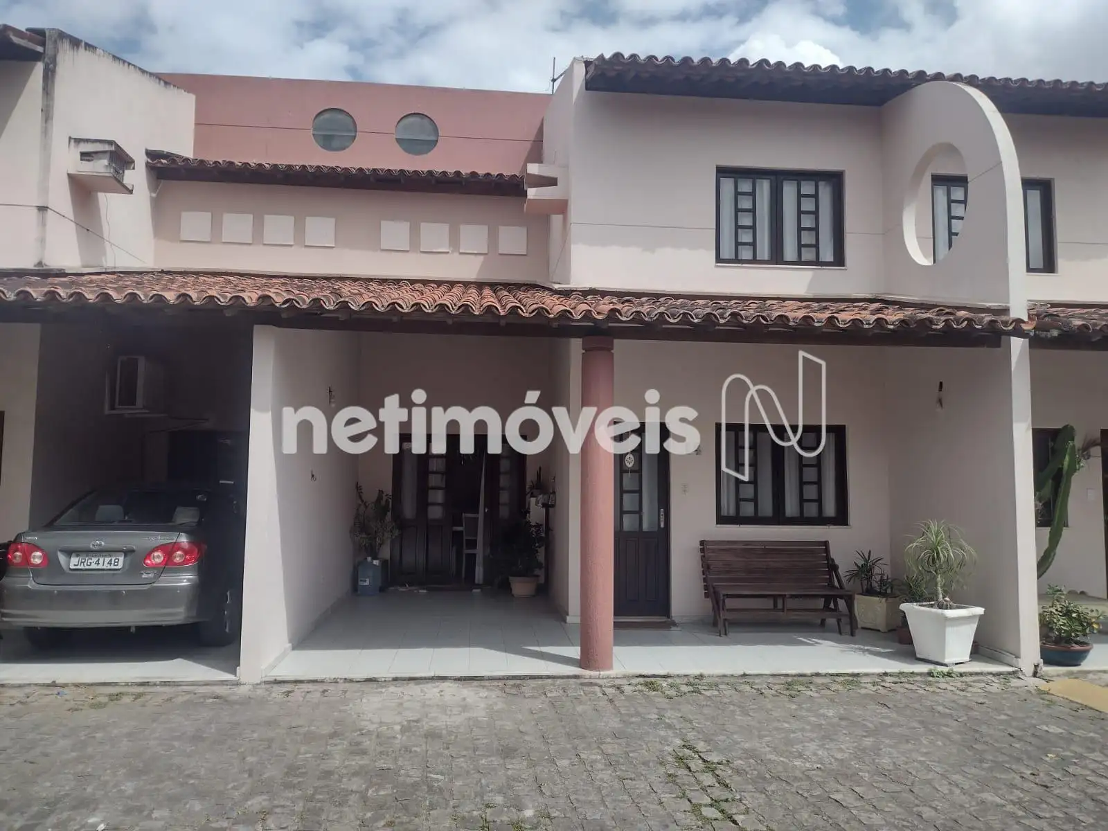 Casa em condominio bairro Santa Monica