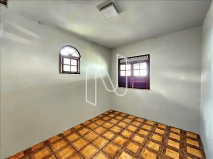   Casa/ área interna. 