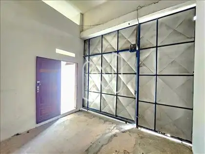   Casa/ área interna. 