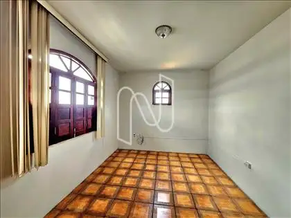   Casa/ área interna. 