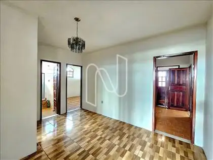   Casa/ área interna. 