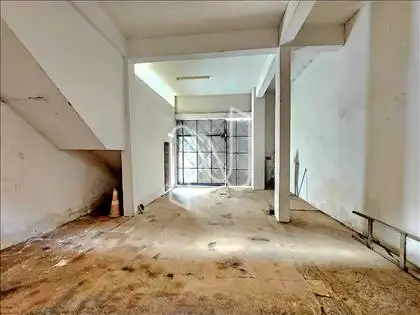   Casa/ área interna. 