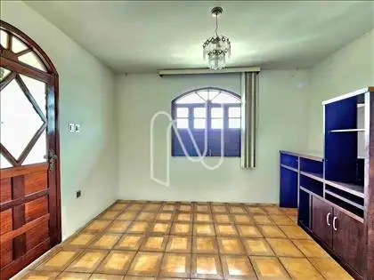   Casa/ área interna. 