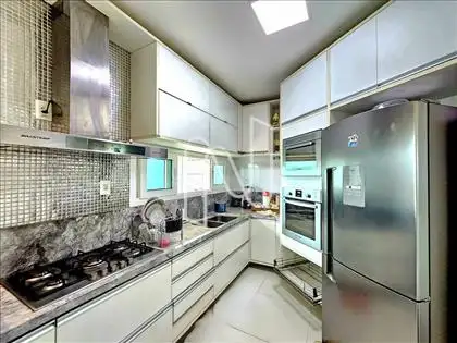  Casa Alto Padrão no Haras Residence 