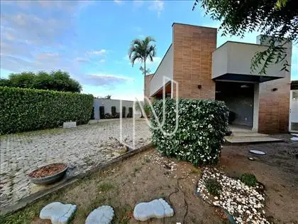  Casa Alto Padrão no Haras Residence 