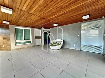  Casa Alto Padrão no Haras Residence 