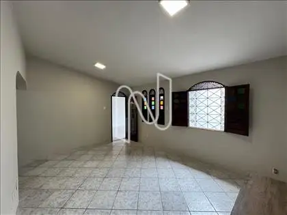  Casa 3 quartos em Feira de Santana 