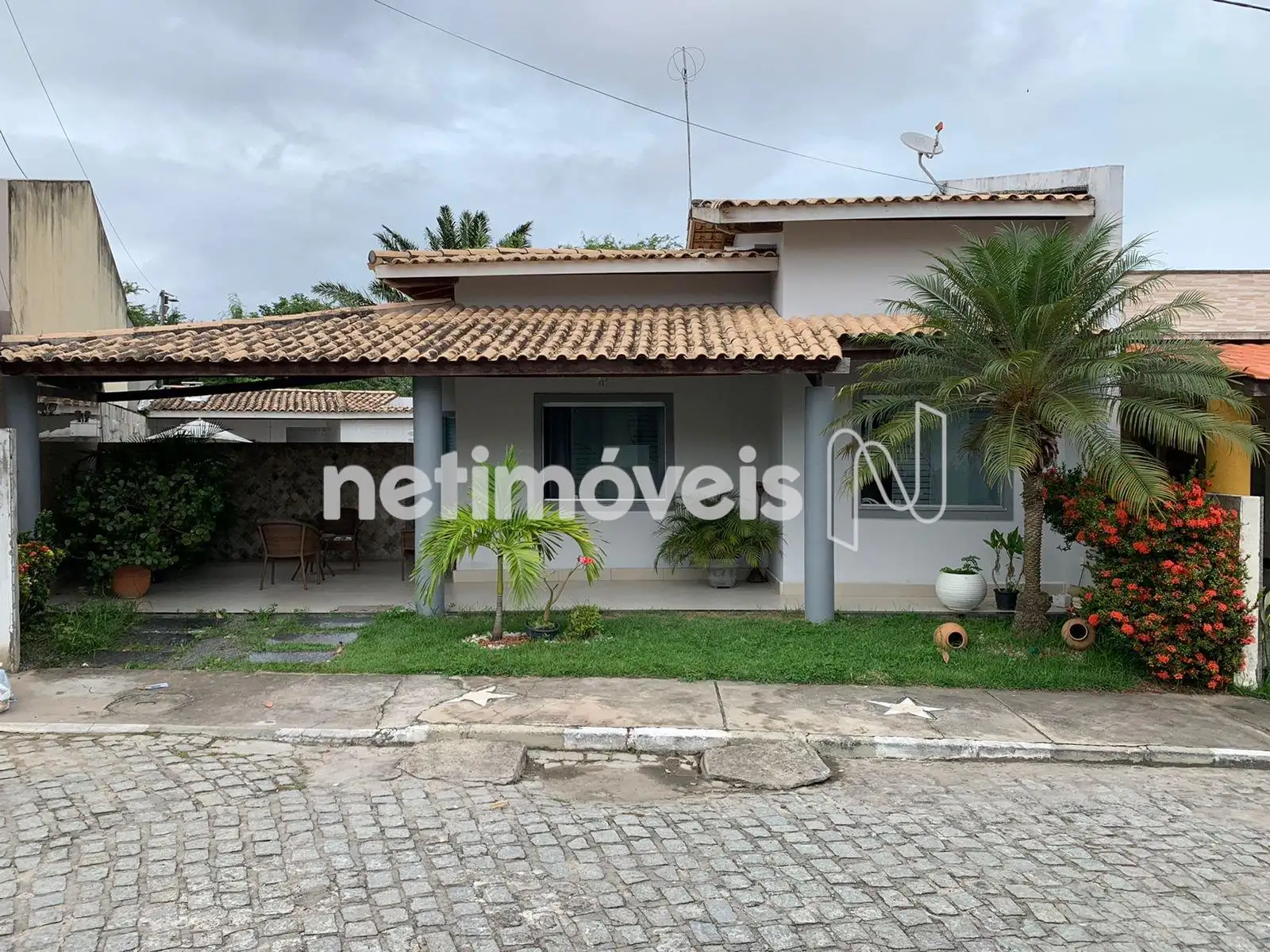  Casa com 3 quartos em condominio pra venda