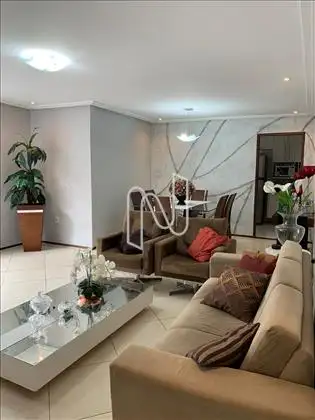   Casa com 3 quartos em condominio pra venda
