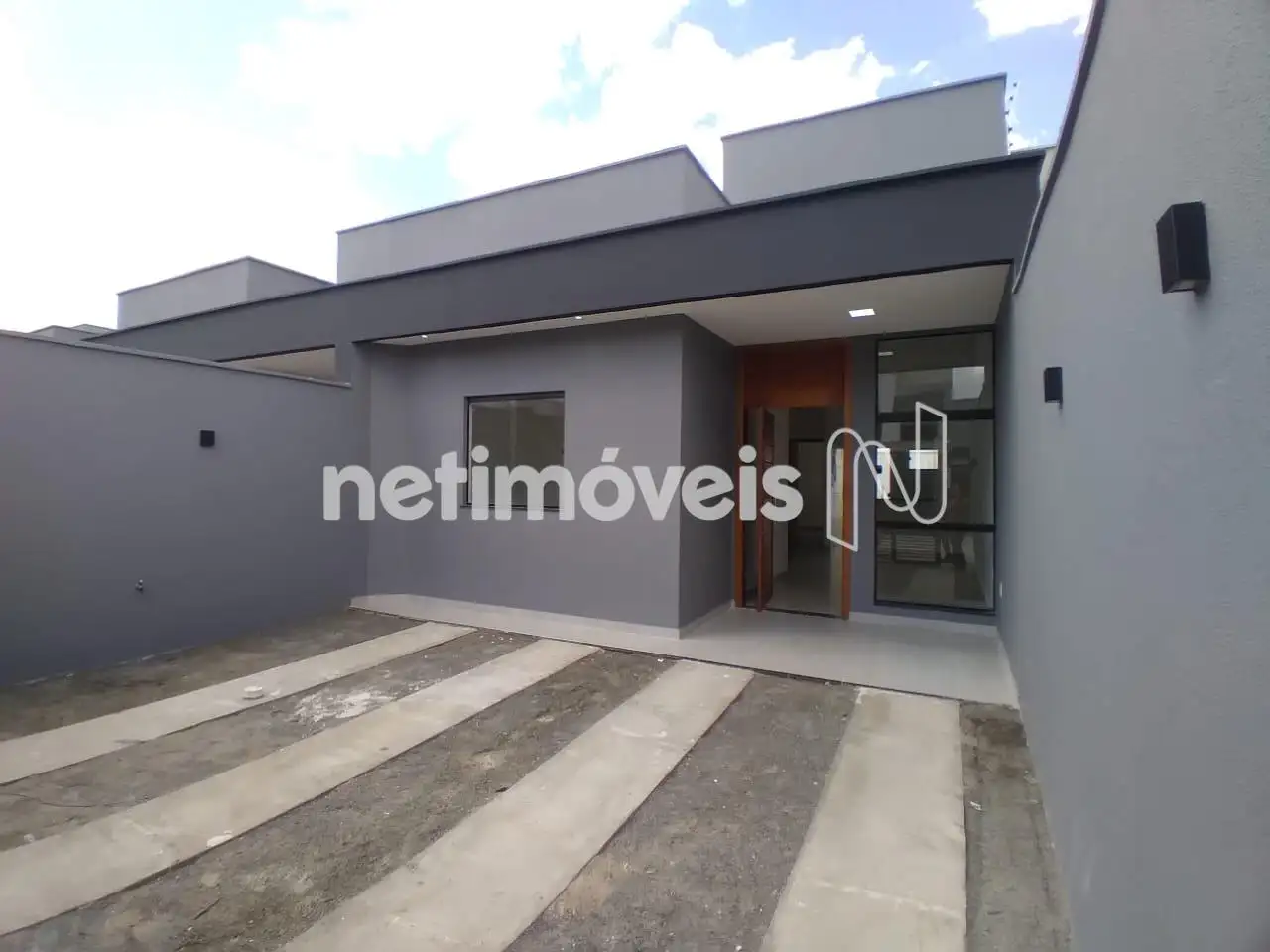  Casa nova pra venda em Feira de Santana