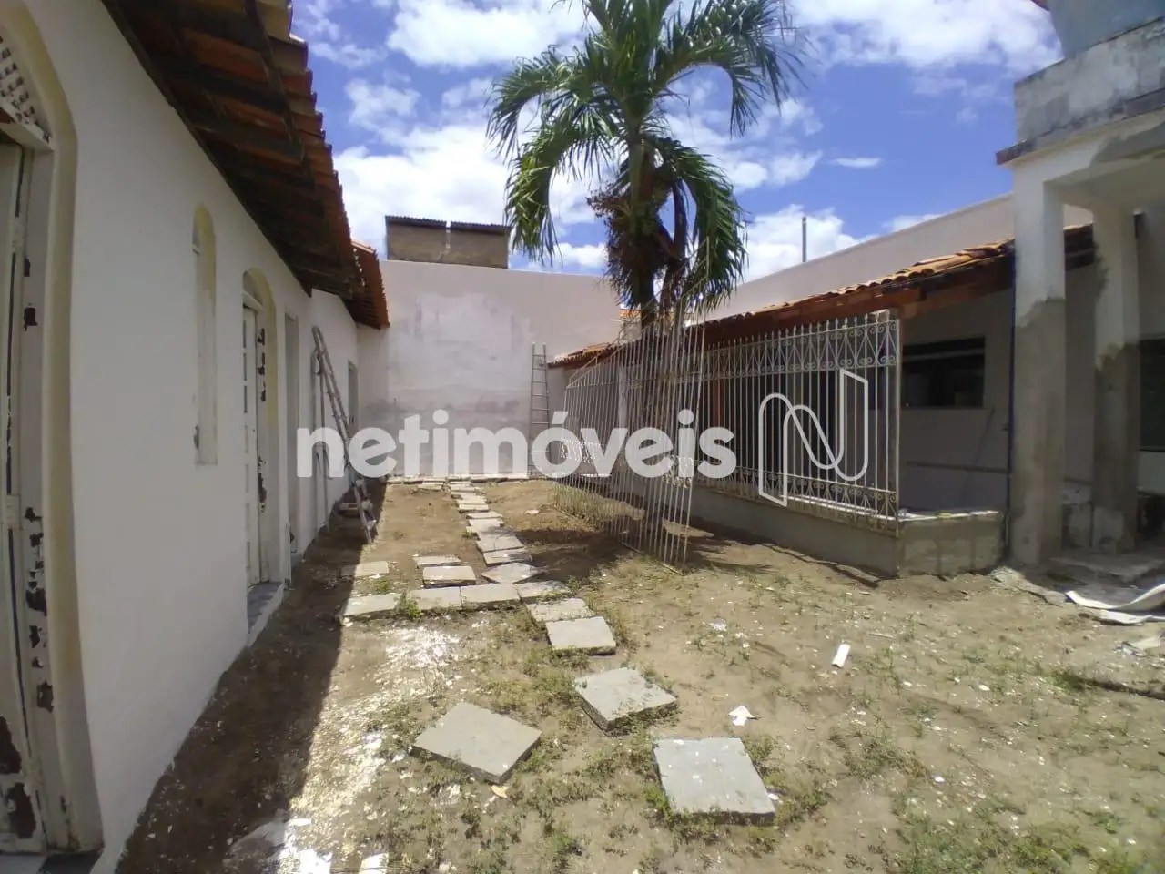 Casa comercial pra alugar em Feira de Santana
