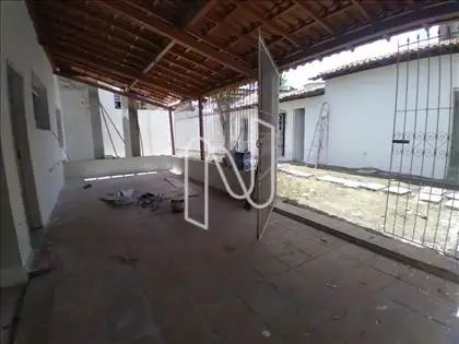 Casa comercial pra alugar em Feira de Santan 