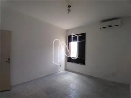 Casa comercial pra alugar em Feira de Santana