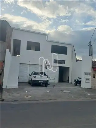   Ponto comercial/fachada.
