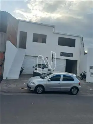   Ponto comercial/fachada.