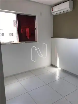  Quarto com Ar Condicionado