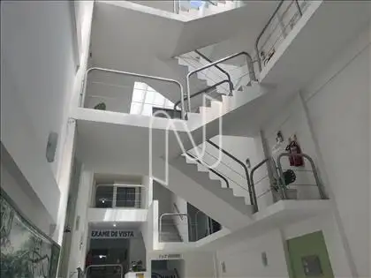  Escadas acesso as Salas 