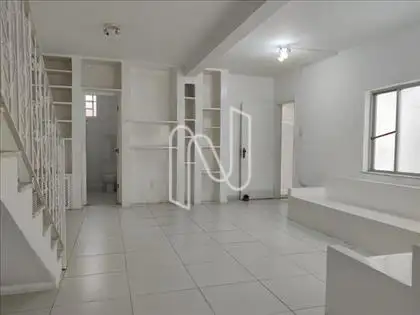  Casa Comercial Venda ou Aluguel em FSA Bahia