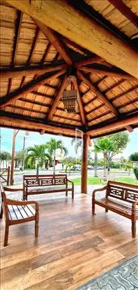 Casa 4Q pra venda ou aluguel Feira de Santana
