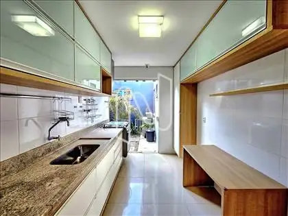 Casa 4Q pra venda ou aluguel Feira de Santana