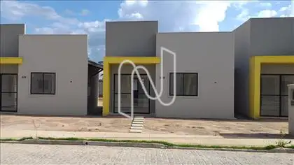 Casa pra venda no Parque Ipe Amarelo 