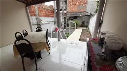  Casa para venda em Feira de Santana 