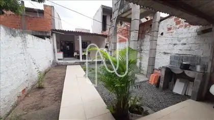  Casa para venda em Feira de Santana 