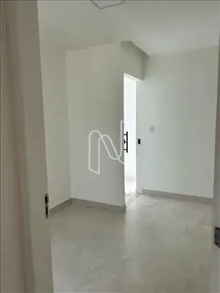 Casa com fino acabamento em Feira de Santana