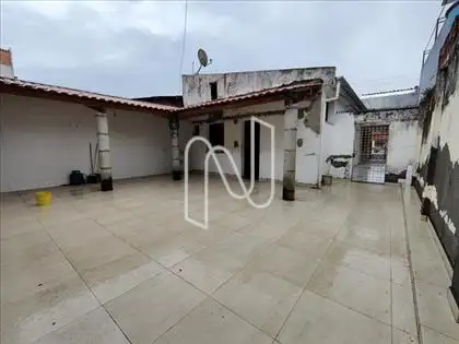 Casa a Venda com 4 quartos Feira de Santana 