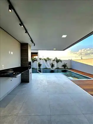    Casa/área externa.
