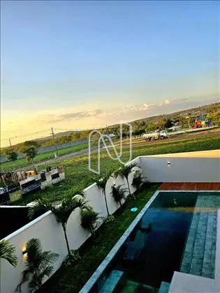     Casa/área externa.