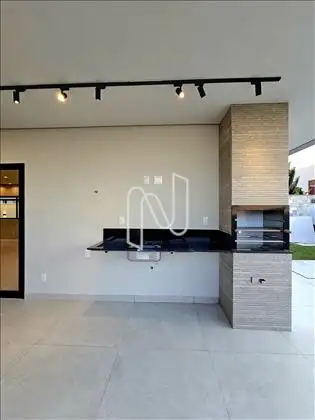    Casa/área interna.