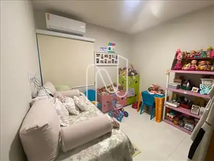 Casa pra venda no SIM em Feira de Santana