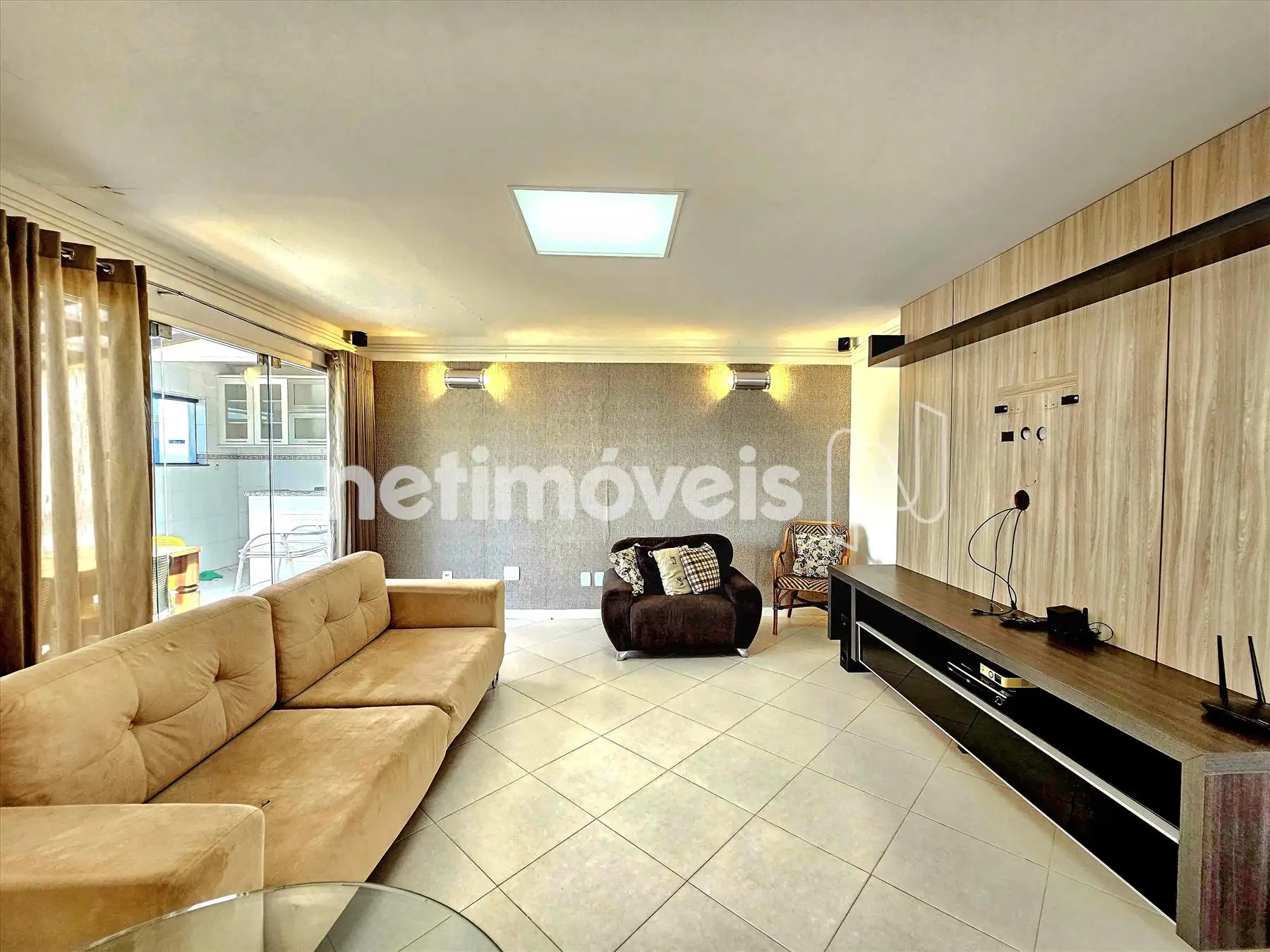  Apartamento/ área interna. 