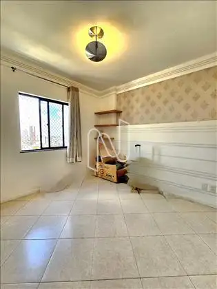   Apartamento/ área interna. 