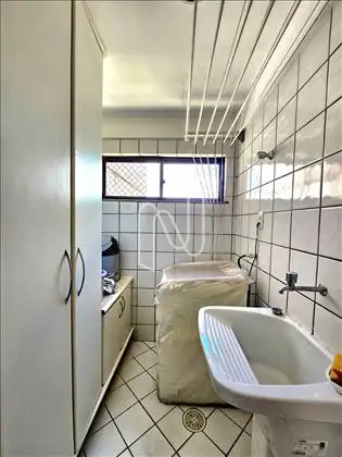   Apartamento/ área interna. 