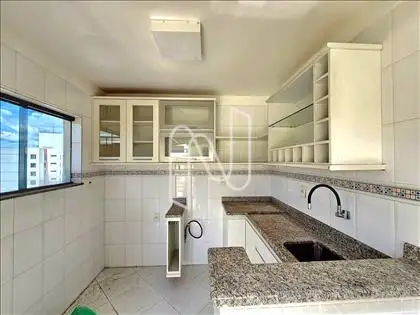   Apartamento/ área interna. 