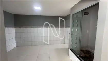 Casa reformada a venda prox a Fraga Maia