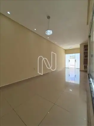    Casa/área interna.