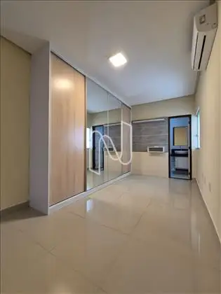    Casa/área interna.