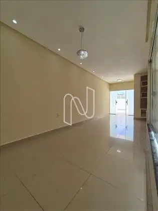    Casa/área interna.