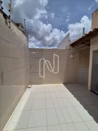      Casa/área externa.