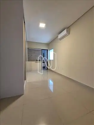    Casa/área interna.