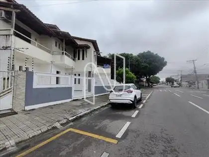  Casa Dúplex bairro Centro Feira Bahia 