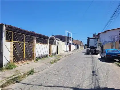  Casa pra venda proxima a UEFS 